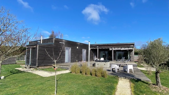 Maison en bois d'architecte 122m2