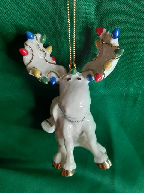 Lenox 2002 Annual Moose Merriment Ornament