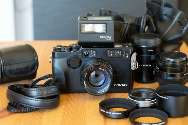 Contax G2 ブラック＋Zeiss 28mm/45mm＋TLA200 CONTAX G2 BLACK + 28mm