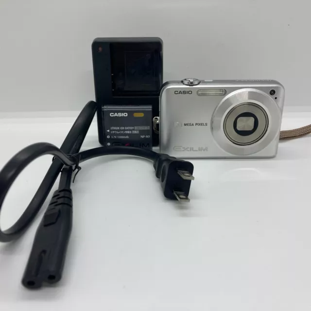 Casio Exilim EX-Z1050 Digital camera Made in Japan