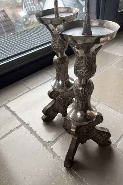 Ein Paar antike Altarleuchter Barock