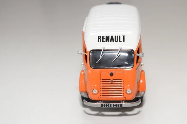 A68 1:43 Universal Hobbies Renault R2065 1000Kgs Orange Mib 3