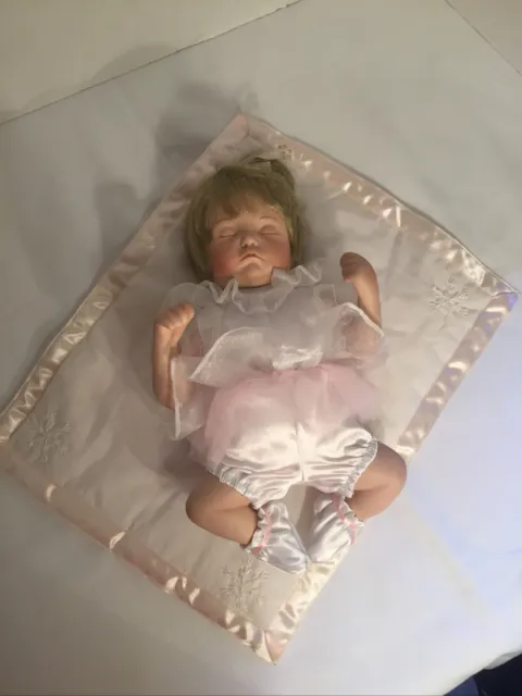 Ashton Drake Sleeping Baby Porcelain Doll 92621 Yolanda Bello W/ A Blanket