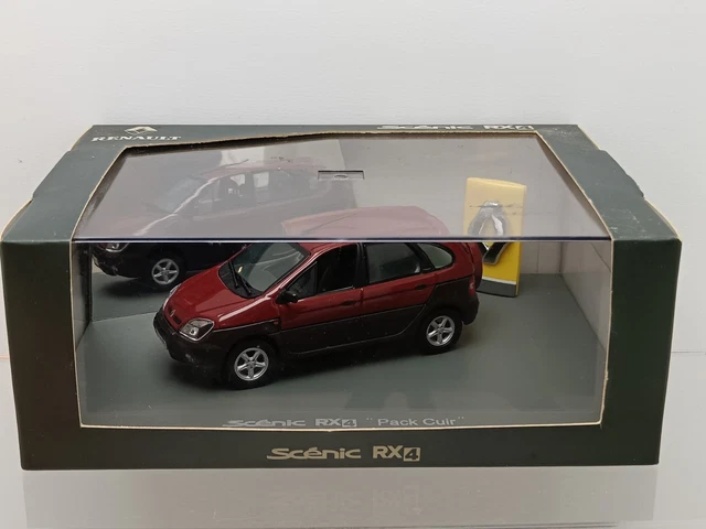 Modèle Réduit Renault Scénic RX4 2.0L 2000 Argent 1/43 - Universal Hobbies - Occasion