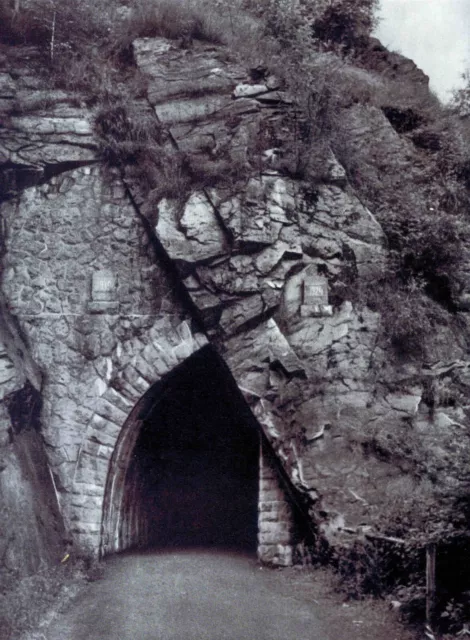 Goldentraum/ Złotniki Lubańskie- Spitztunnel an der Talsperre (Schlesien) 1935