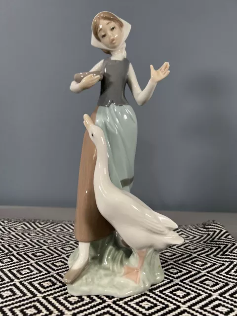 Lladro Figure Of Girl With A Goose Duck 1052 Figurine