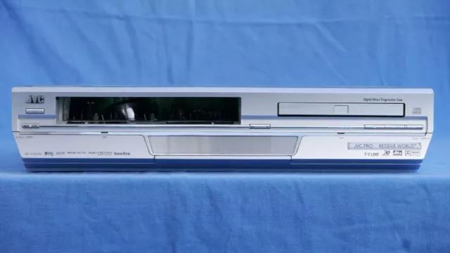 JVC HR-XVS30 S VHS DVD Kombigerät ohne Fernbedienung # DEFEKT