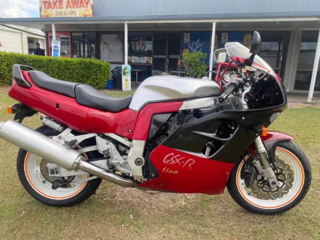 Suzuki gsx store 1100 w