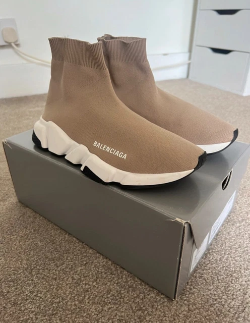 Nude sales balenciaga runners