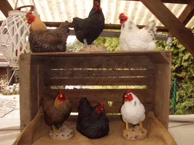 Huhn Hühner Gartenfigur Dekofigur Bauernhof braun schwarz weiß