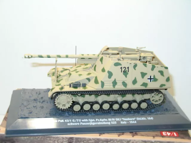 char allemand militaire, le NASHORN  schwere   altaya échelle 1/43