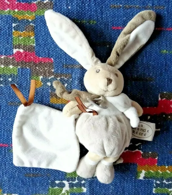 Hp/ Doudou Et Compagnie Mouchoir La Grande Recre Lapin Blanc Beige Gris Marron