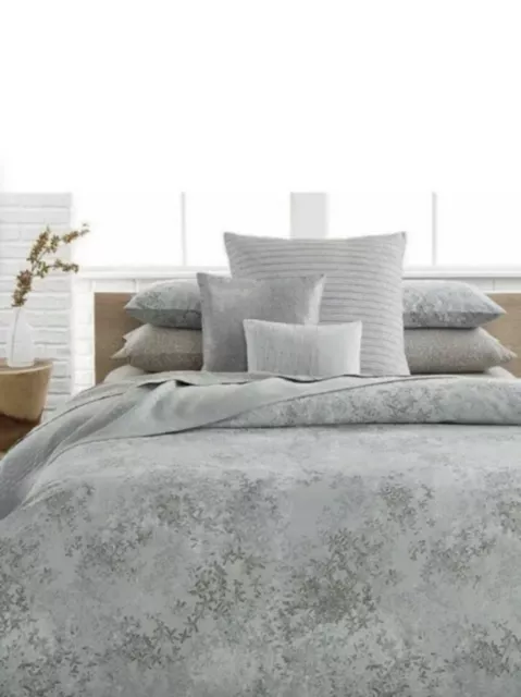 Calvin Klein Presidio Wake Queen Comforter+Two Standard Shams. Brand New!