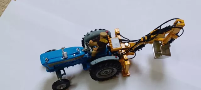 corgi toys farm vehicles