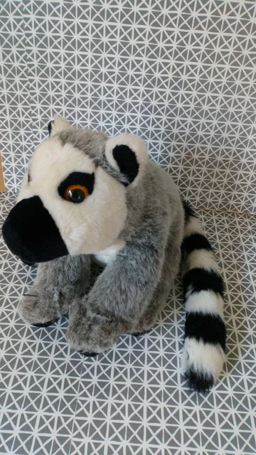 Peluche doudou lémurien blanc gris noir Wild Republic