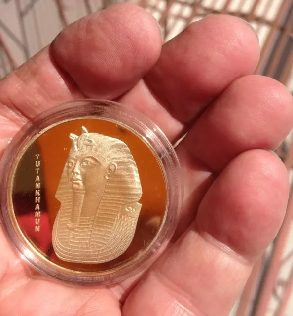 2017 "NEW" !!!~~~EGYPT TUTANKHAMUN~Gold Plated 1oz Medallion in Acrylic Capsule