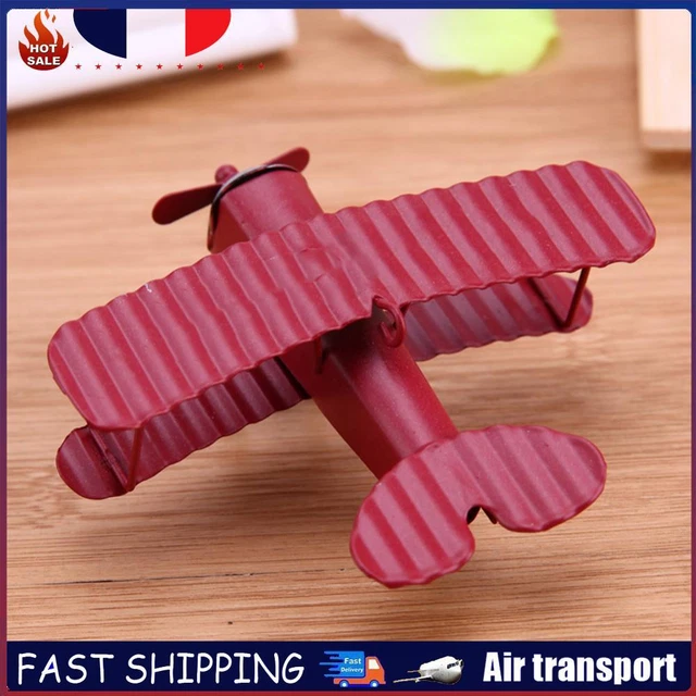 Jouet Avion à louer pour la décoration de votre évènement Jouet Avion à louer pour la décoration de votre évènement
