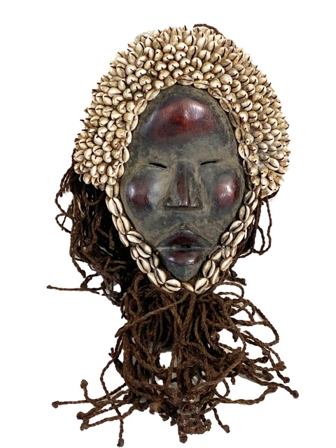 Superb Dan Mask Deangle Cowry Shells 20" H