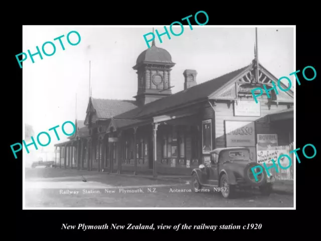 OLD POSTCARD SIZE PHOTO OF NEW PLYMOUTH NEW ZEALAND THE RAILWAY STATION c1920