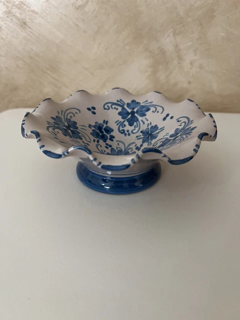 Ciotola smerlata azzurra  In  Ceramica di Caltagirone  porta caramelle