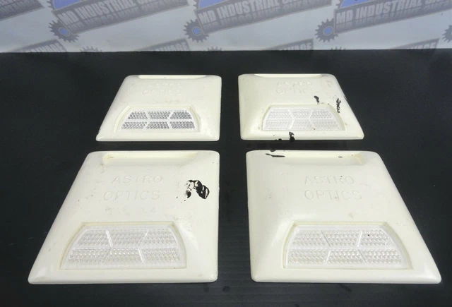 (Lotto Da 4) Astro Optics Commerciale Grado Strada Catadiottri - White - One way