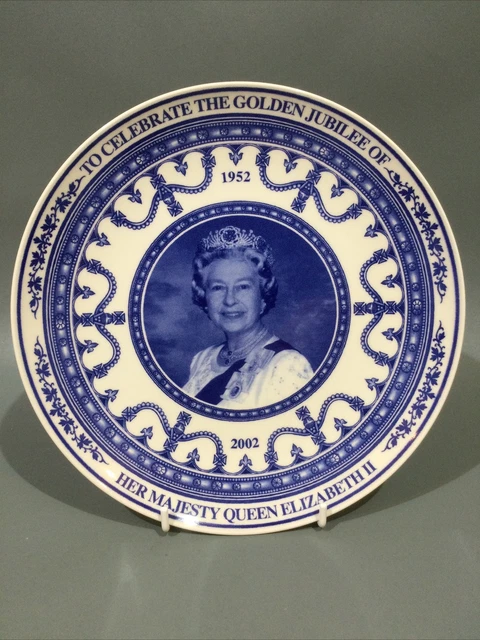Wedgwood Queen Elizabeth II  Golden Jubilee 2002 Collectors Plate