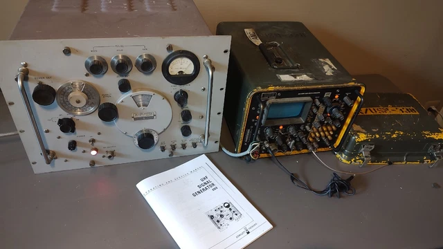 Hewlett Packard 616B UHF SIGNAL GENERATOR
