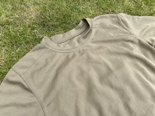 2x British Army Self Wicking Combat T Shirt PCS Coolmax Anti Static Small 2