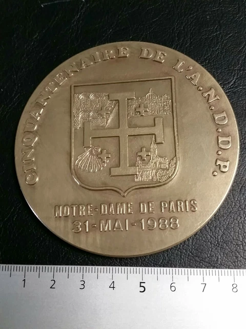 Médaille Art Nouveau Argent – Calice – Vers 1900/1910 – 41x27 Mm – France
