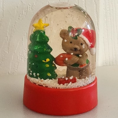 4.5cm Robin Figure Design Christmas Tree Snow Globe Light Up 