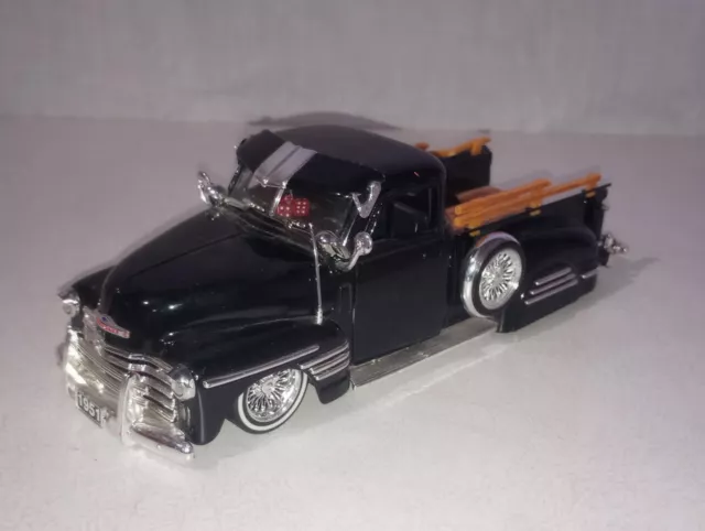 Jada Toys Street Low 1:24 Scale Black 1951 Chevy Pickup Lowrider