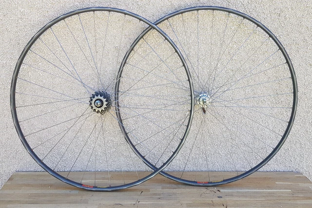 Mavic Paire de roues Cosmic S 42 Disc