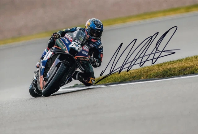 Photo Dédicacée Miguel Oliveira MotoGP 2023 - RNF Aprilia - Format 12x8" - Signée Main, édition CryptoData