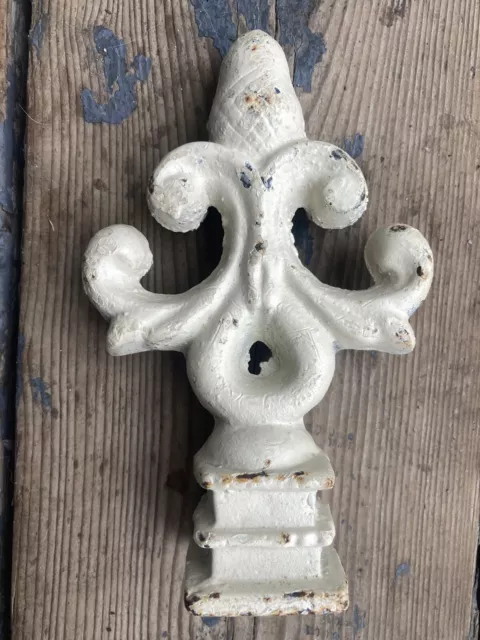 antique heavy Victorian white Patina Wrought iron fleur de lis / acorn finial 5”