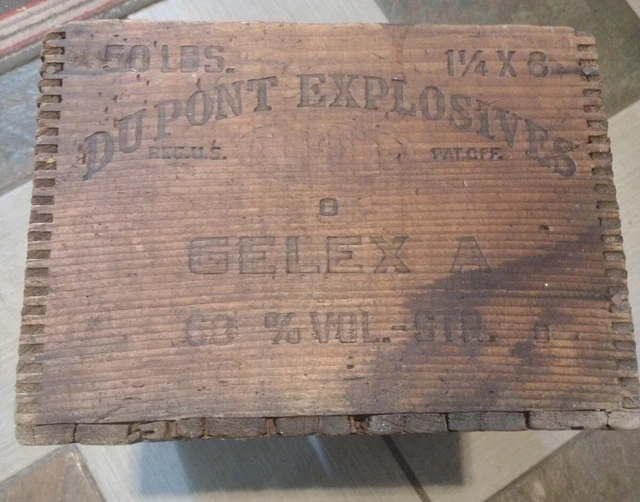 DUPONT 50 Lbs Gelex A  Explosives dynamite I.C.C. - 14 WOOD crate Dove-Tailed