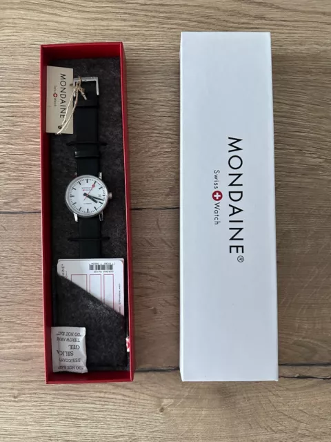 Mondaine automatique 2025
