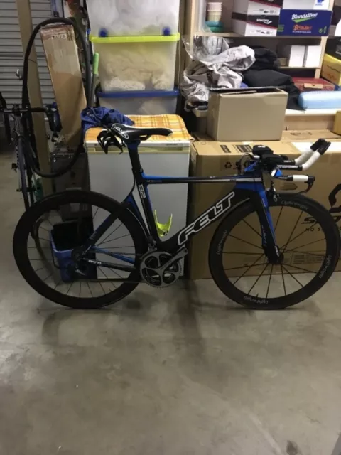 Felt B2 Triathlon bike