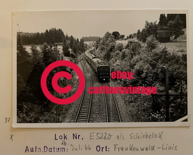 E-Lok E 5220  als Schiebelok Frankenwald Linie 1966 I carltonsvintage