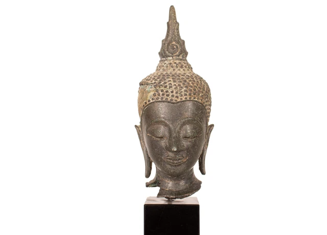 Antique Head One Buddha. Bronze. Ayuthia, Thailand. 17. Century 2