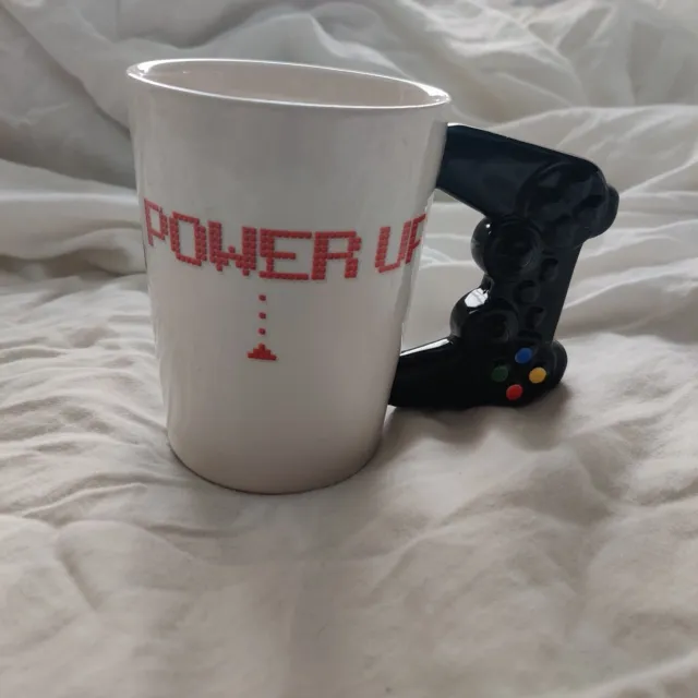 Dave & Buster’s Power Up Game Contoller Coffee Mug Tea Cup 12 Oz