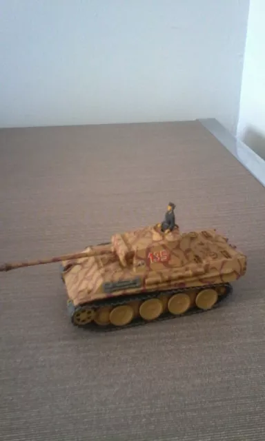 1/72 Maquette peinte PZ.Kpfw V Panther Ausf. G Hasegawa