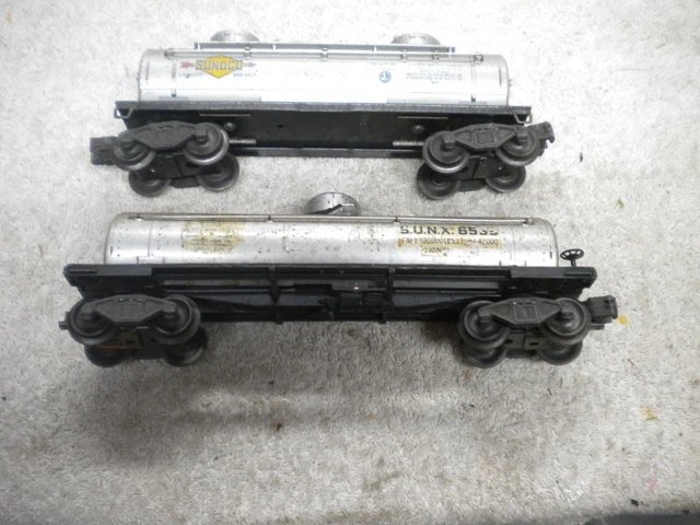 lionel lot of 2 sunoco tankers #6555 & #6465