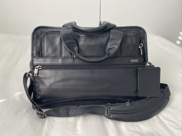 Tumi Slim Black Leather Portfolio Briefcase Tablet Laptop Messenger Bag