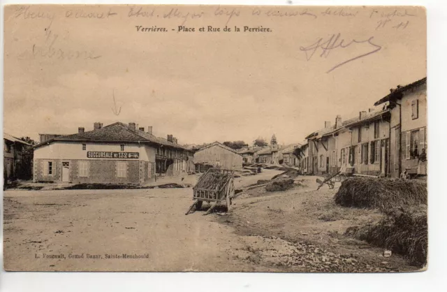 VERRIERES - L'Argonne - Marne - CPA 51 - Place et rue de la Perriere