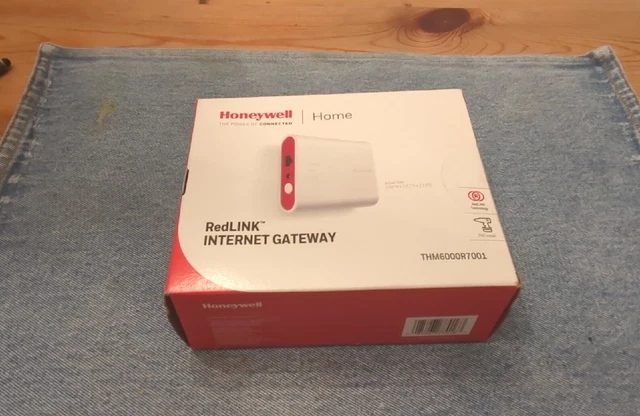 Honeywell Home THM6000R7001 RedLINK Internet Gateway - White