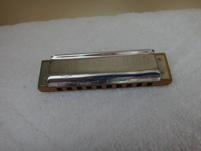 Hohner Marine Band Mundharmonika In F – Die Legendäre Blues-Harp Aus Birnbaumholz, Handgefertigt In Deutschland, 10 Löcher