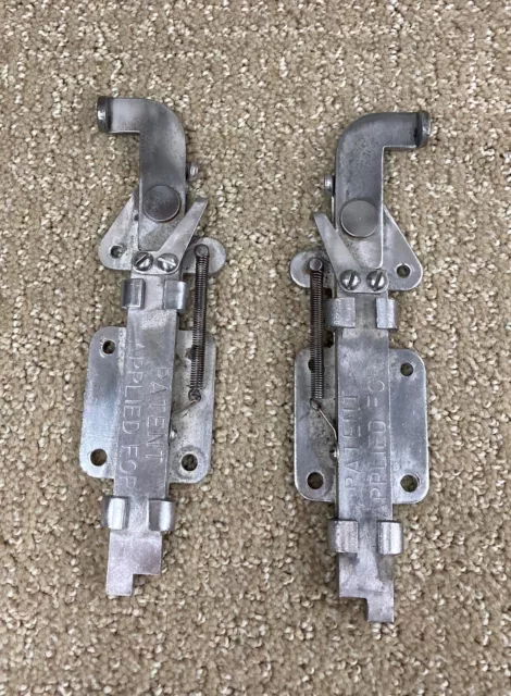 Antique Slot Machine Parts - 1940s Jennings Standard, Sun Chief  MECHANISM LOCKS