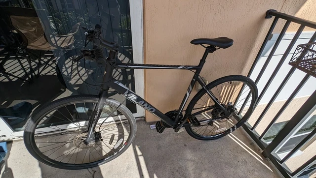 Vilano diverse 2.0 performance hybrid bike 24 speed shimano road bike 700c discount