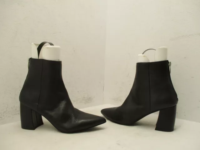 Steve Madden Neven Black Leather Zip Ankle Boots Womens Size 6 M