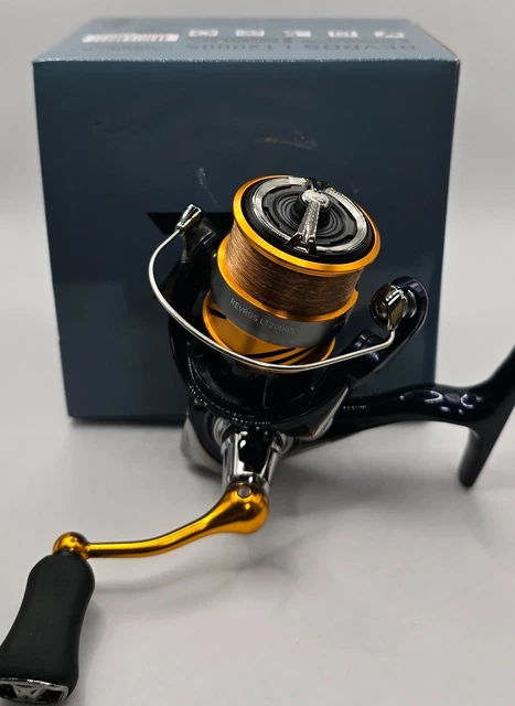 DAIWA 4 TOURNAMENT Linear-s 5000 Br Avec 8 Bobines. Moulinet Debrayable EUR 390,00 - FR